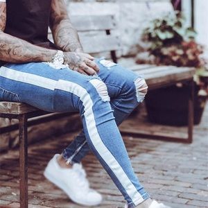 PACSUN Men Ripped jeans with lines on the side